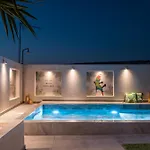 Paradissia Luxe With Private Swimming Pool 別荘 Paradeísion