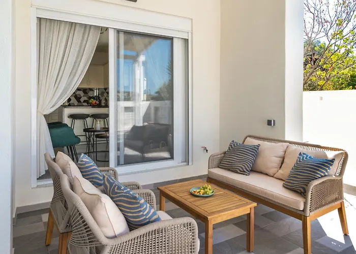 Paradissia Luxe With Private Swimming Pool * Paradeísion