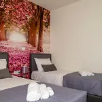 Paradissia Luxe With Private Swimming Pool * 帕拉代西翁