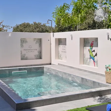 Paradissia Luxe With Private Swimming Pool