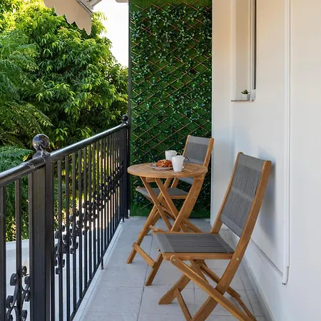 Paradissia Luxe With Private Swimming Pool Ferienhaus