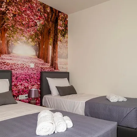 Paradissia Luxe With Private Swimming Pool * Paradeísion