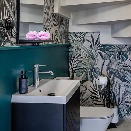 Paradissia Luxe With Private Swimming Pool 度假居