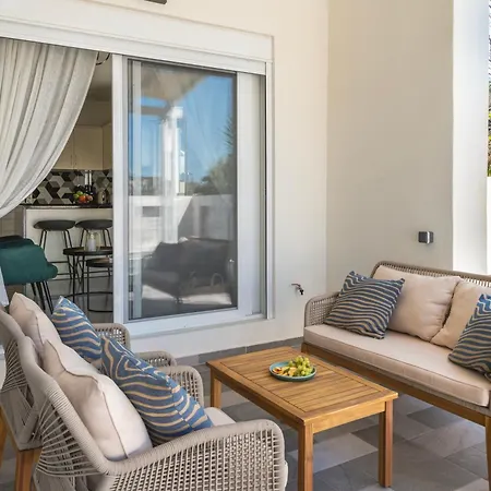 Paradissia Luxe With Private Swimming Pool * 帕拉代西翁