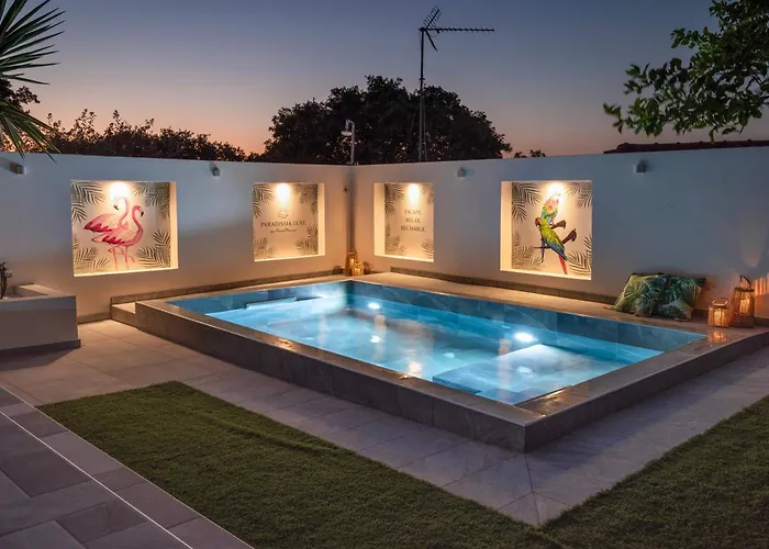 Ferienhaus Paradissia Luxe With Private Swimming Pool Paradeísion